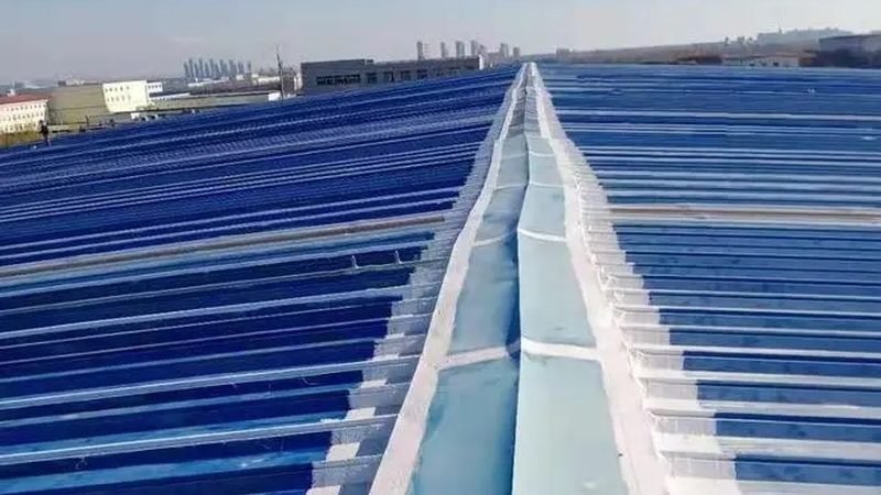 在选购防水卷材时，要关注以下关键性能指标：