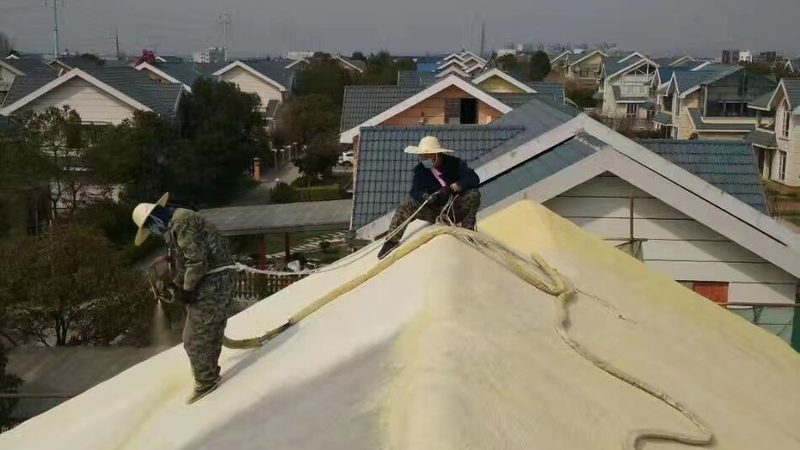 屋面防水：如何选择合适的代理加盟？**